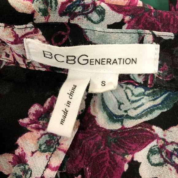 BCBG Generation Shirt‎ - Picture 2 of 7